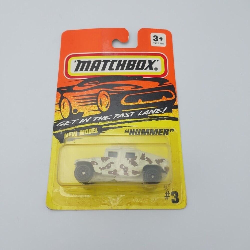 Matchbox GET IN THE FAST LANE Hummer #3 Medic Desert New